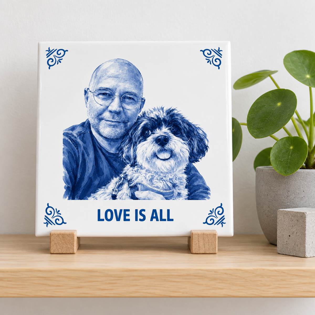 Tegelontwerp Love is all AT1739